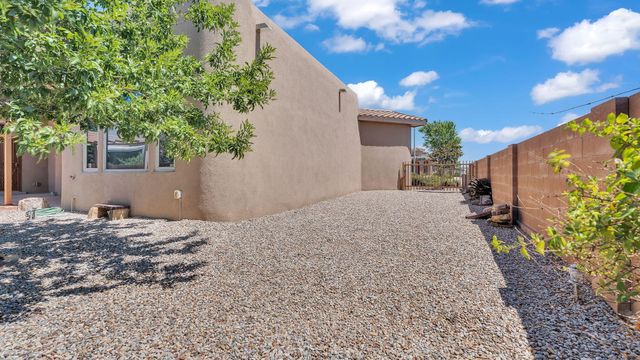 4600 ARLINGTON Avenue NW, Albuquerque, NM 87114