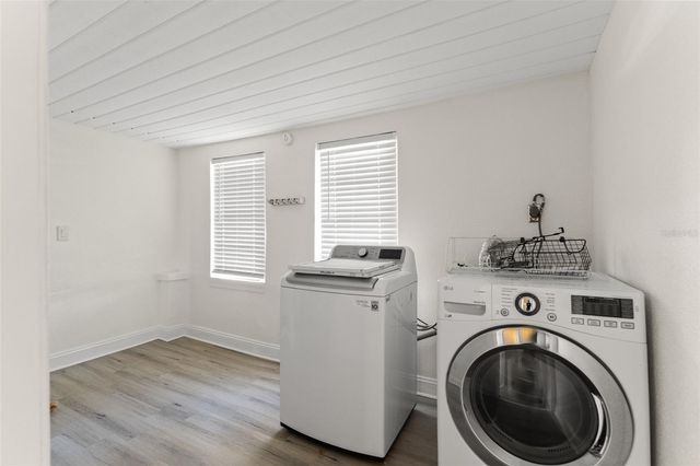 6920 N CENTRAL AVENUE, Tampa, FL 33604