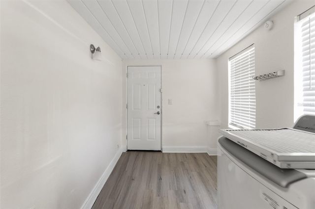 6920 N CENTRAL AVENUE, Tampa, FL 33604