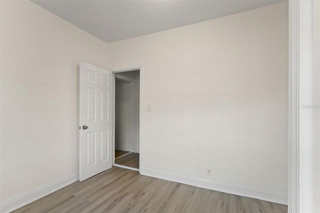 6920 N CENTRAL AVENUE, Tampa, FL 33604