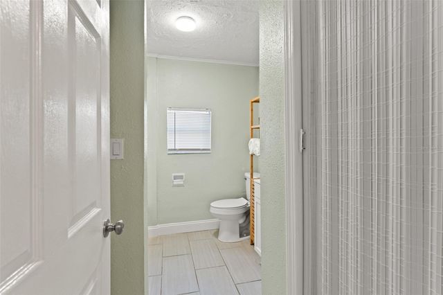 6920 N CENTRAL AVENUE, Tampa, FL 33604