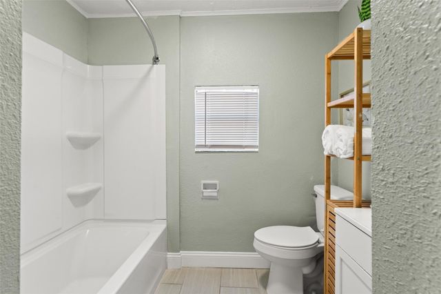 6920 N CENTRAL AVENUE, Tampa, FL 33604