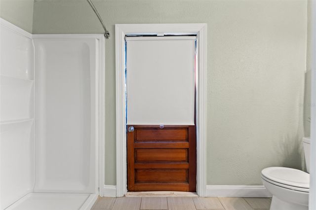 6920 N CENTRAL AVENUE, Tampa, FL 33604