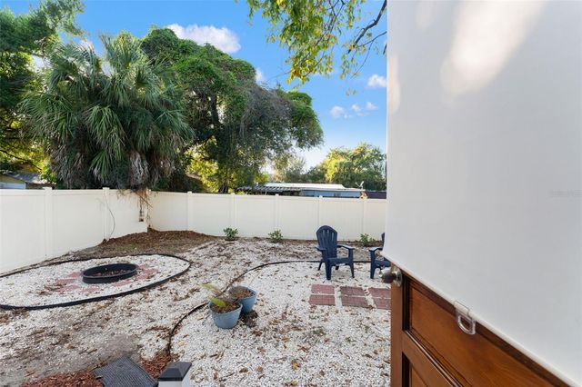 6920 N CENTRAL AVENUE, Tampa, FL 33604