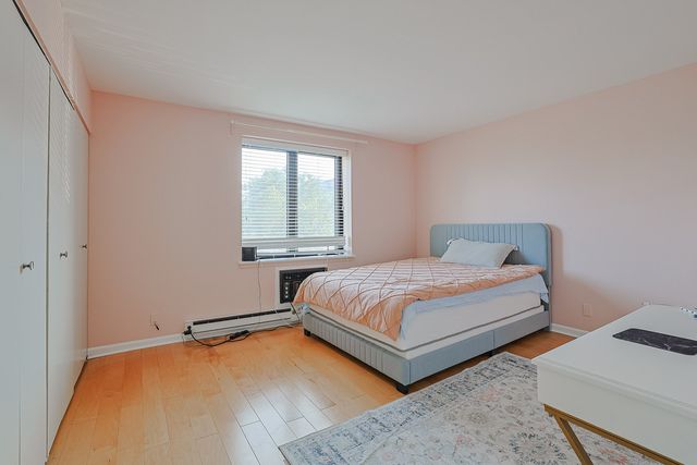 9078 Heathwood Drive 2B, Niles, IL 60714