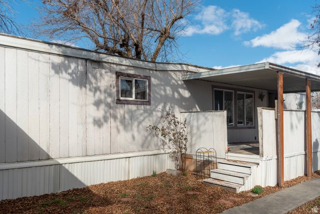 680 N MAIN ST TRLR E-11, Kaysville, UT 84037