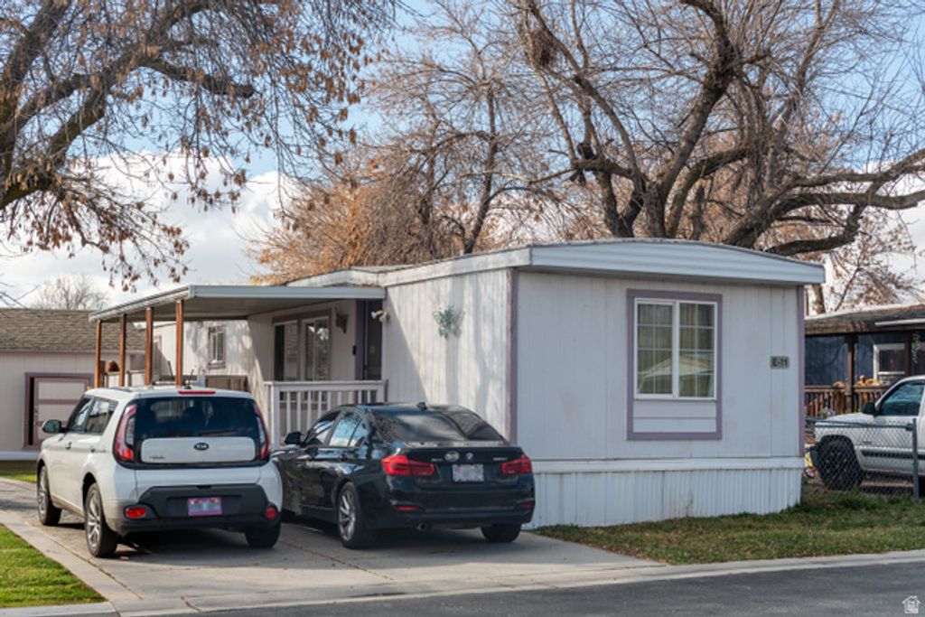 680 N MAIN ST TRLR E-11, Kaysville, UT 84037