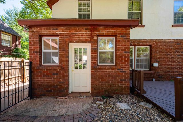 116 Colonial Court, Little Rock, AR 72205