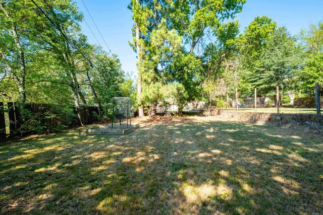 116 Colonial Court, Little Rock, AR 72205