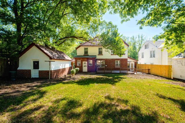 116 Colonial Court, Little Rock, AR 72205