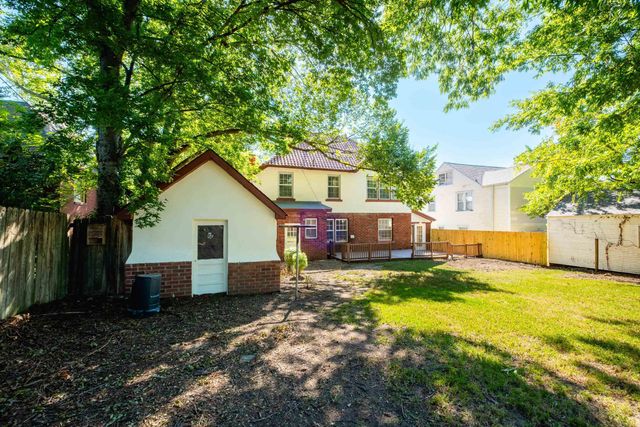 116 Colonial Court, Little Rock, AR 72205