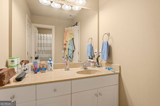 710 Bethpage Drive, Mcdonough, GA 30253