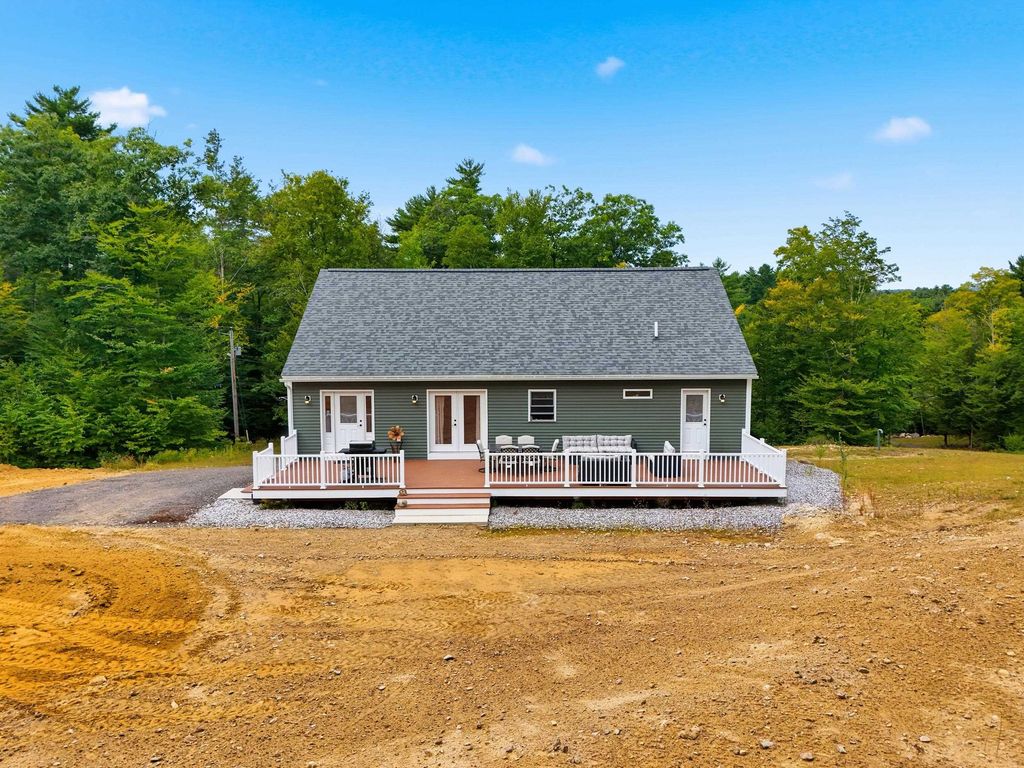 157 Kenney Road, Loudon, NH 03307