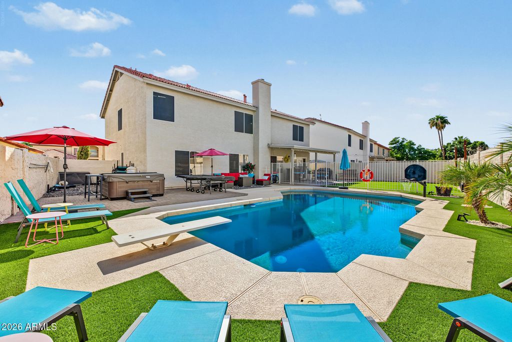 11334 W ROSEWOOD Drive, Avondale, AZ 85392 — exterior