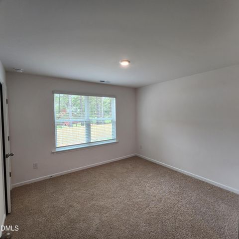 8503 Beckett Chase Way, Raleigh, NC 27616