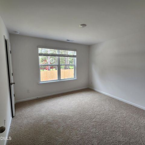 8503 Beckett Chase Way, Raleigh, NC 27616