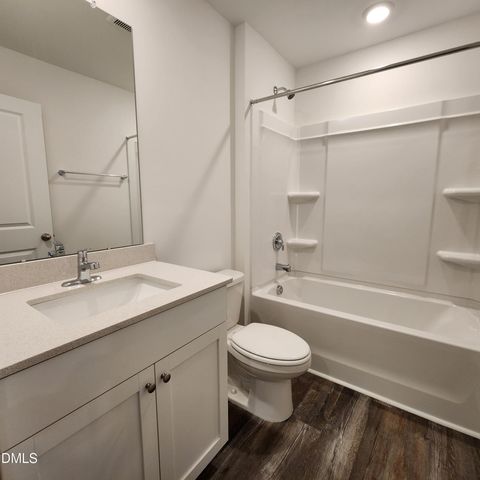 8503 Beckett Chase Way, Raleigh, NC 27616