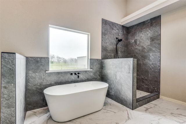 9986 Copeland Place, Pilot Point, TX 76258