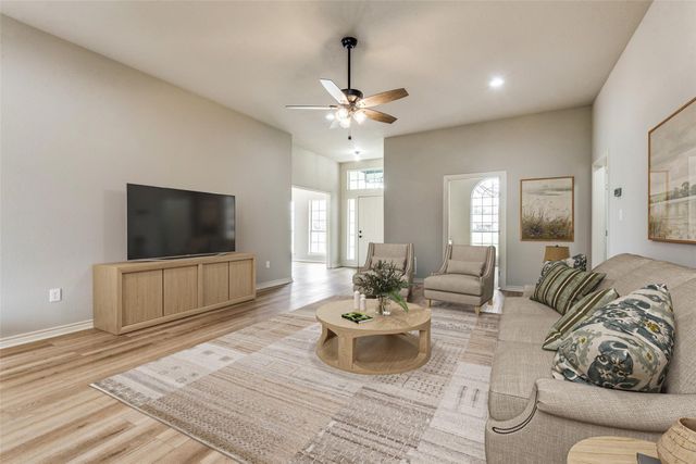 9986 Copeland Place, Pilot Point, TX 76258