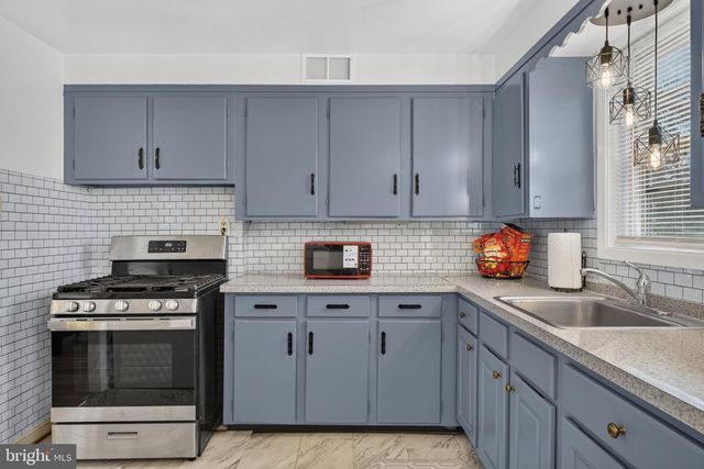 1127 JAMAICA RD, Lancaster, PA 17602