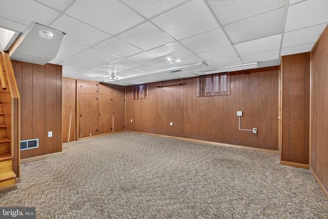 1127 JAMAICA RD, Lancaster, PA 17602