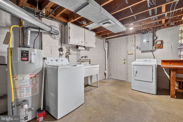 1127 JAMAICA RD, Lancaster, PA 17602