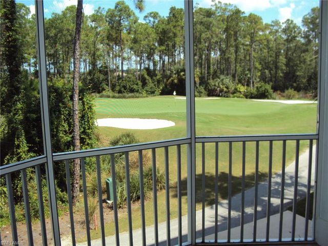 4873 Hampshire CT # 104, Naples, FL 34112