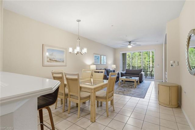 4873 Hampshire CT # 104, Naples, FL 34112