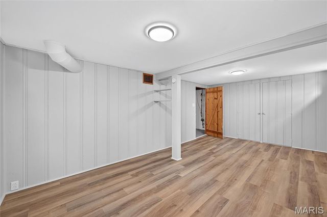 2000 Falcon Drive, St Louis, MO 63133