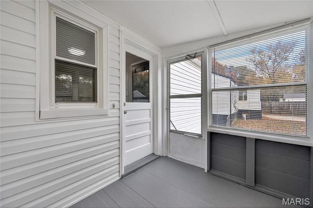 2000 Falcon Drive, St Louis, MO 63133