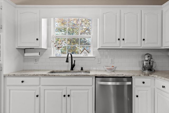 6442 Veronica Drive, Ooltewah, TN 37363