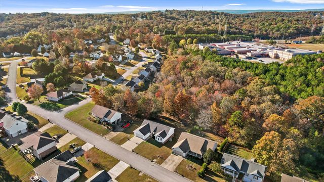 6442 Veronica Drive, Ooltewah, TN 37363