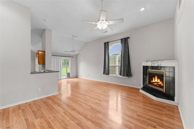 482 Clearwood Avenue, Springdale, AR 72764