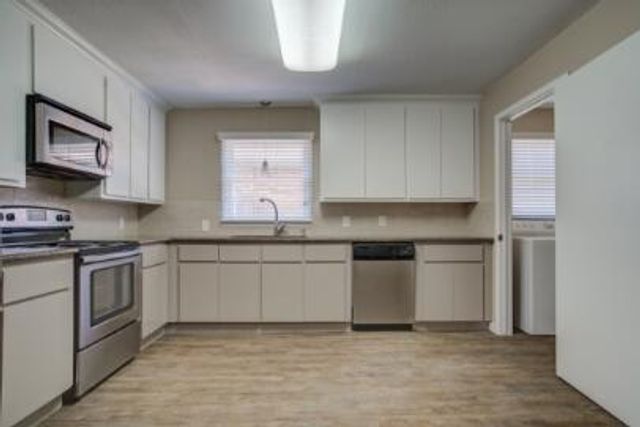 2611 49th Street, Lubbock, TX 79413