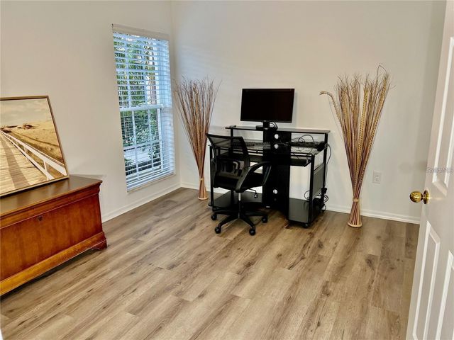 7186 LAKESIDE DRIVE, Sarasota, FL 34243