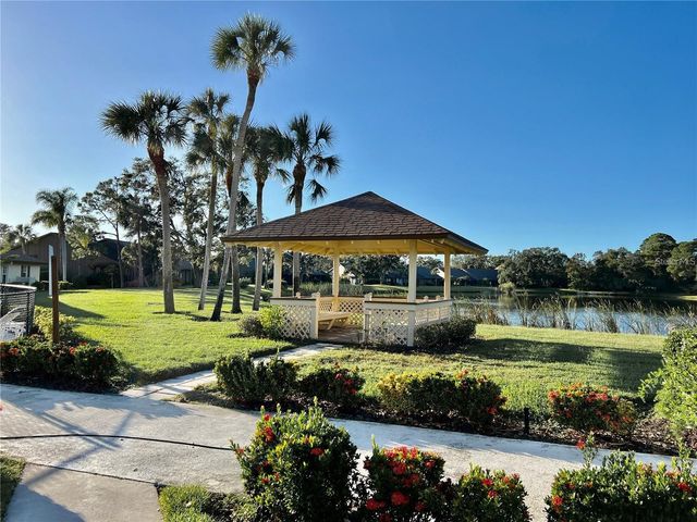 7186 LAKESIDE DRIVE, Sarasota, FL 34243