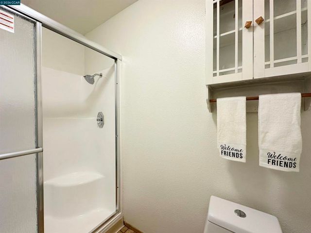4864 Shadowfalls Dr, Martinez, CA 94553
