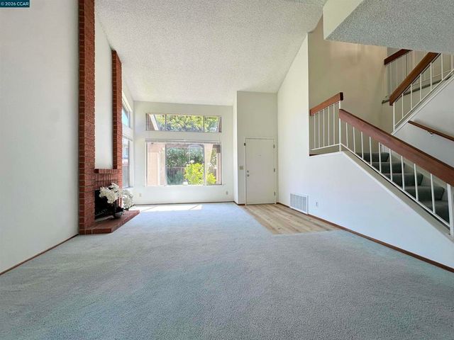 4864 Shadowfalls Dr, Martinez, CA 94553