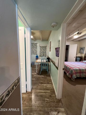 9502 N 2ND Place, Phoenix, AZ 85020