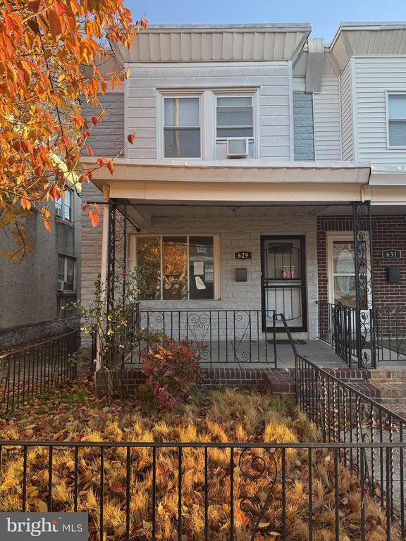 Image 1 of property listing at 629 FANSHAWE ST, Philadelphia, PA 19111