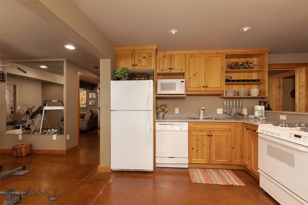 18 Half Hitch, Big Sky, MT 59716 photo 79