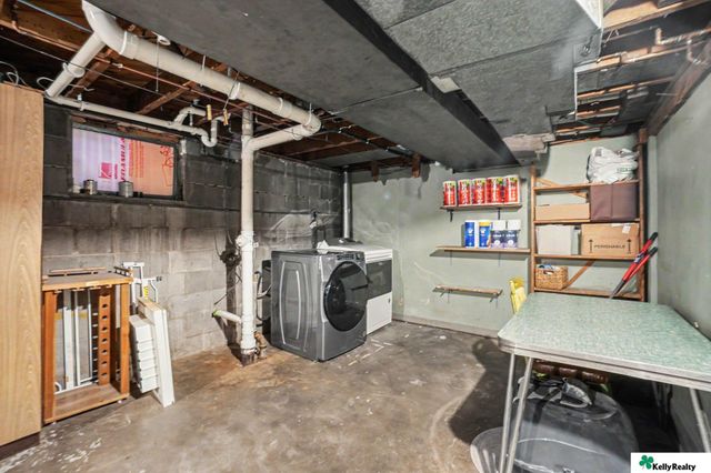 2024 N 67th Street, Omaha, NE 68104