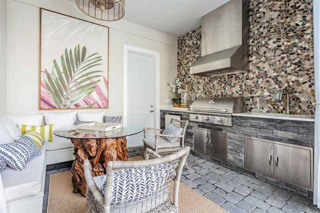 9260 SANDERS TREE LOOP, Wesley Chapel, FL 33545