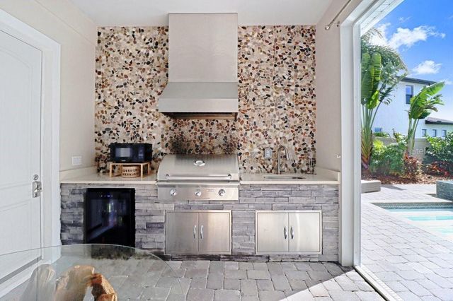 9260 SANDERS TREE LOOP, Wesley Chapel, FL 33545