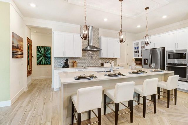 9260 SANDERS TREE LOOP, Wesley Chapel, FL 33545