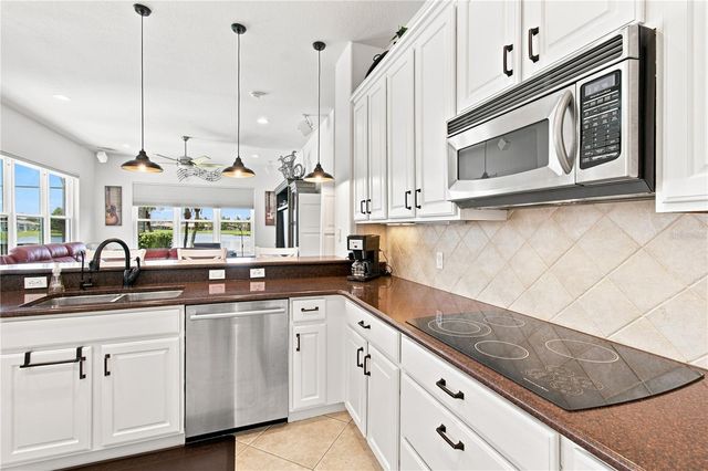 662 SHOREHAVEN DR, Poinciana, FL 34759