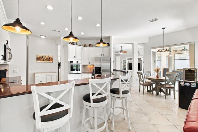 662 SHOREHAVEN DR, Poinciana, FL 34759