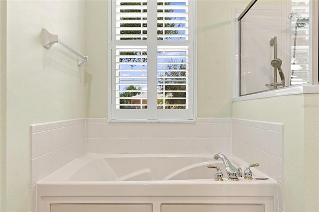 662 SHOREHAVEN DR, Poinciana, FL 34759