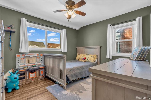 10036 Ruth Avenue, Allen Park, MI 48101