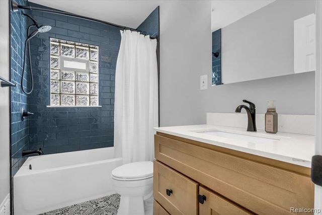 10036 Ruth Avenue, Allen Park, MI 48101